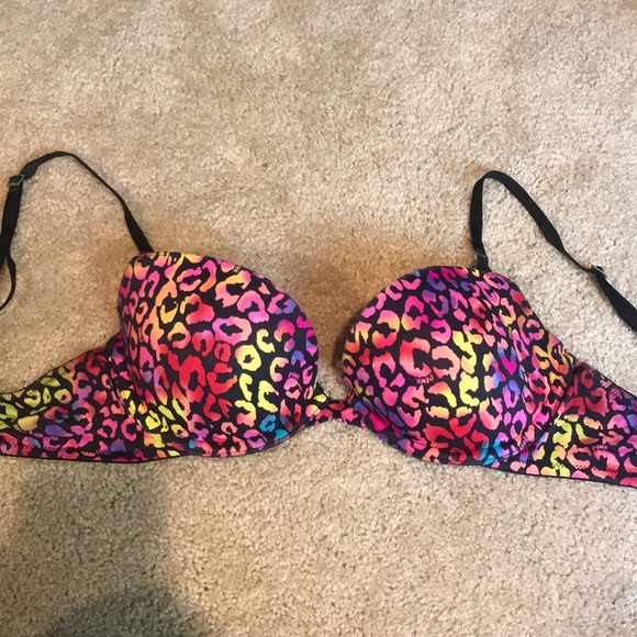 PINK Victoria’s Secret multicolor bra - Picture 1 of 2